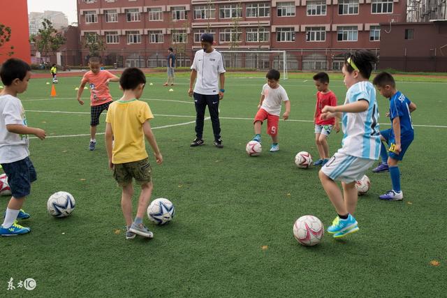 库兹马16分普尔8分 骑士6人得分上双大胜奇才
